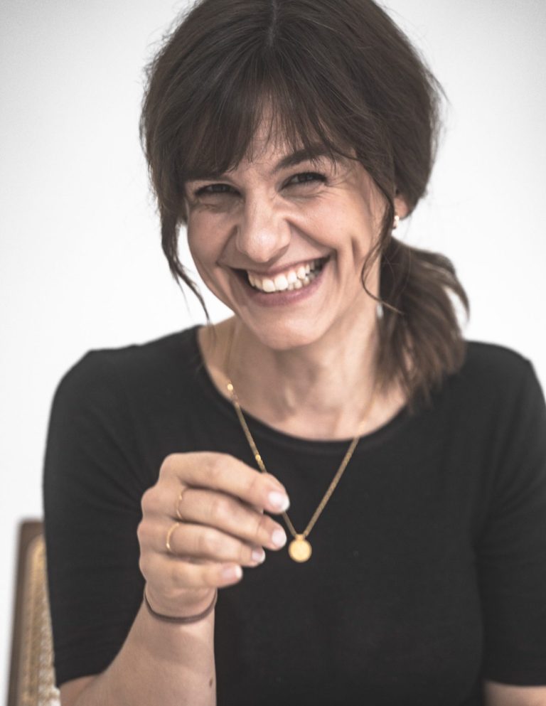 Das ist Kate Schnappschuss-Portrait von einer herzlich lachenden Kate Rena